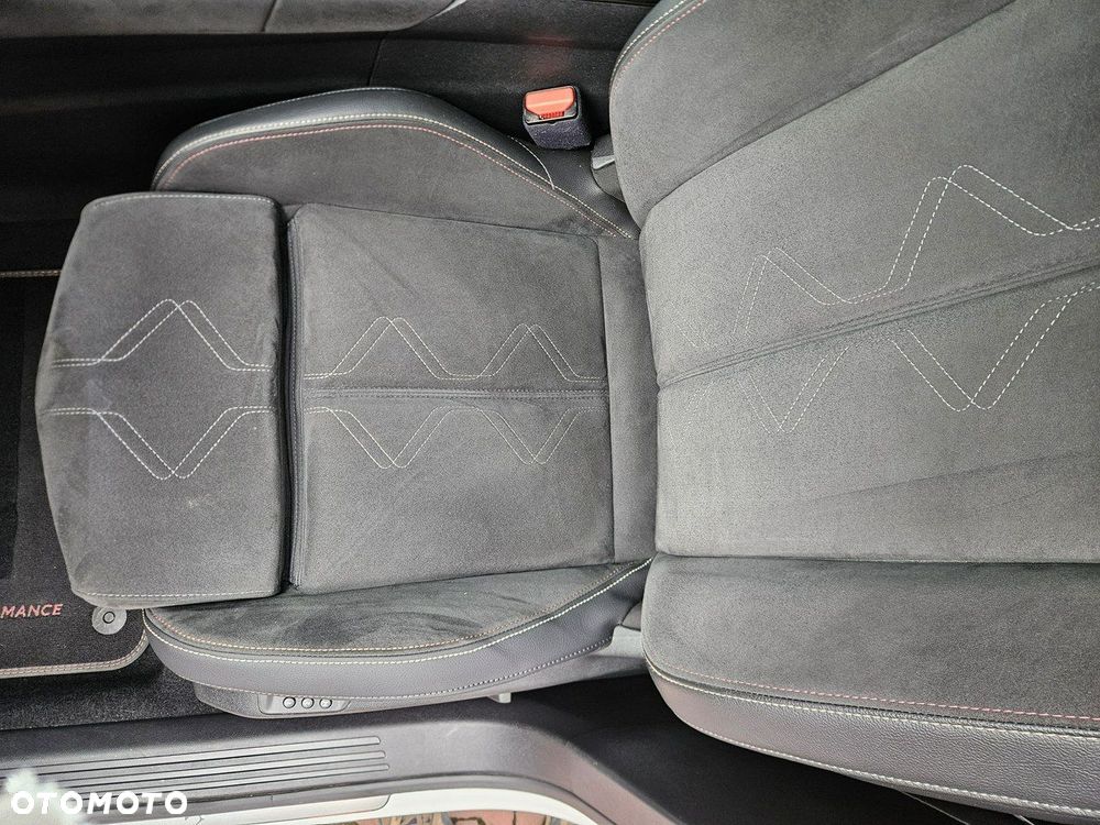 DS Automobiles DS 7 Crossback - 24