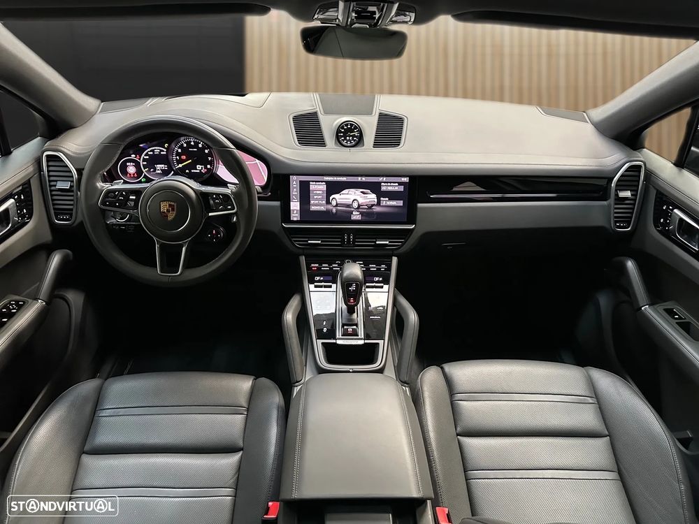 Porsche Cayenne Coupé E-Hybrid - 10
