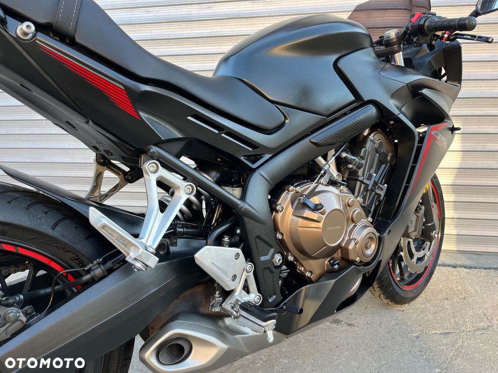Honda CBR - 15