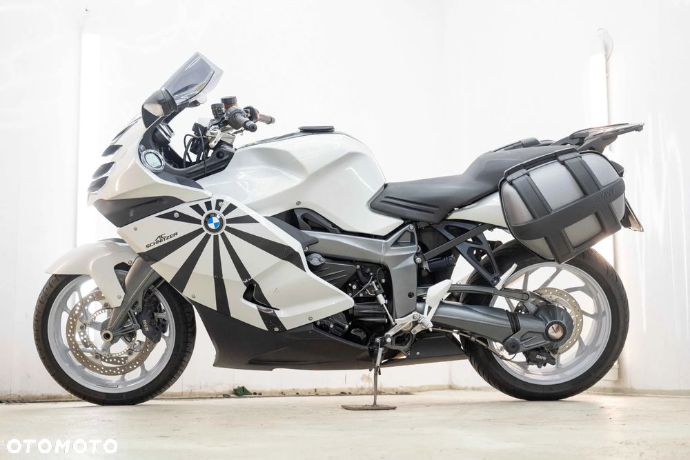 BMW K - 9