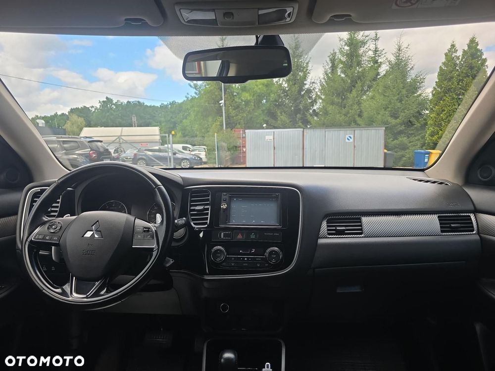Mitsubishi Outlander 2.0 Intense 4WD CVT - 20