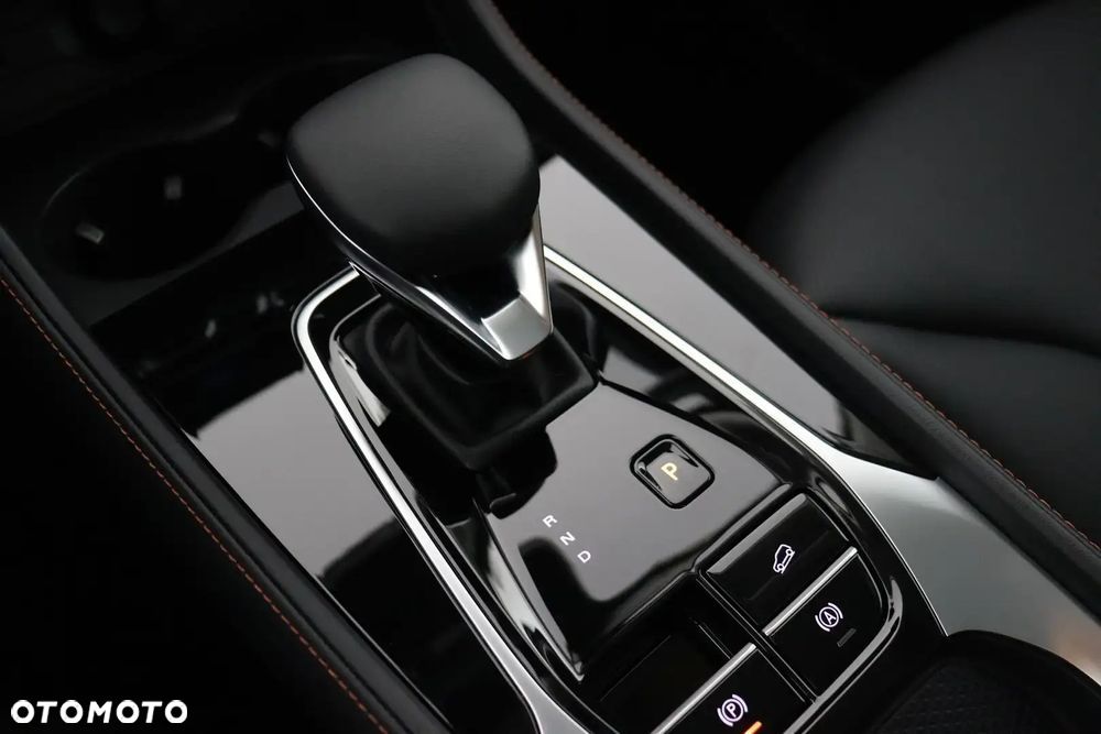 MG HS 1.5T PHEV Exclusive - 11