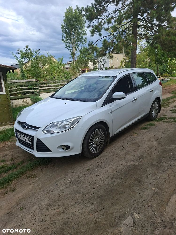 Ford Focus 1.6 Ambiente - 4