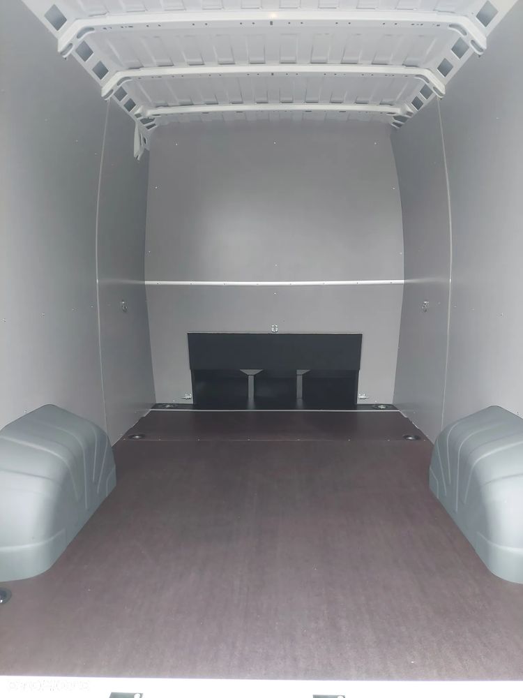 Toyota Proace MAX - 11