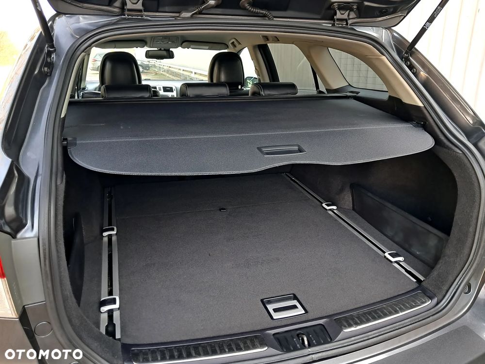 Toyota Avensis 2.0 D-4D Executive - 26