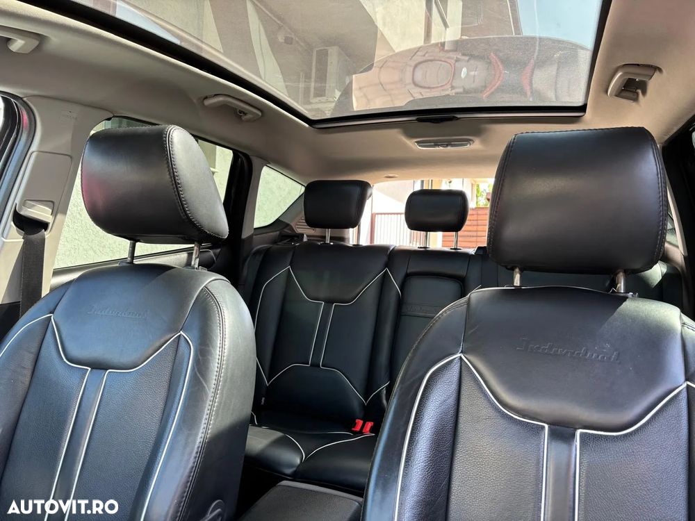 Ford Kuga 2.0 TDCi 4x4 Aut. Individual - 11