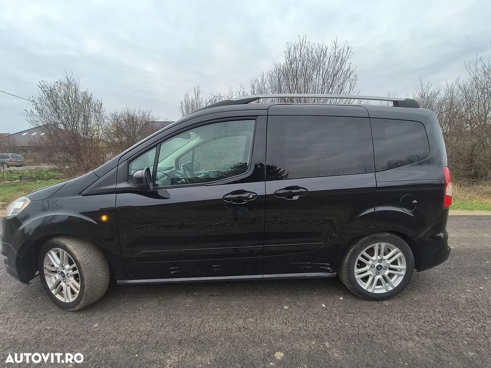 Ford Tourneo Courier - 1
