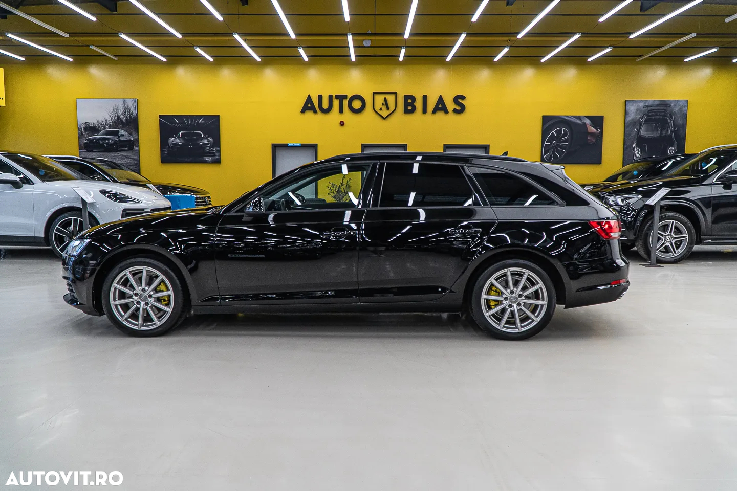 Audi A4 Avant 2.0 TDI S tronic - 16