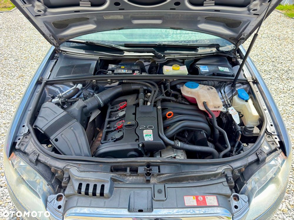 Audi A4 Limousine - 9