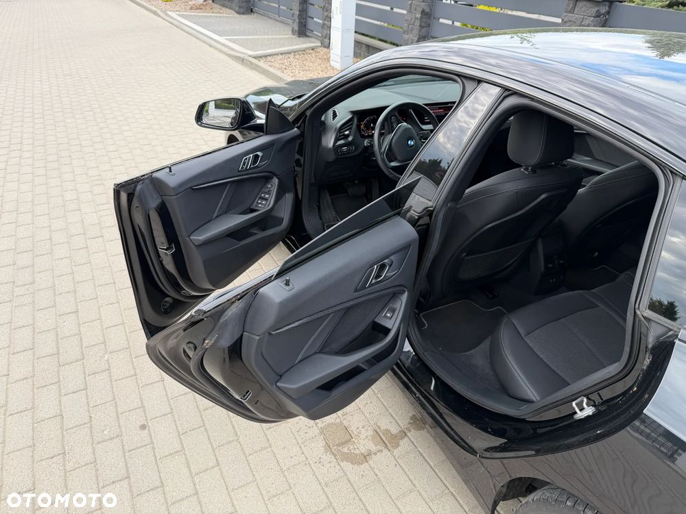 BMW Seria 2 218i Sport Line - 14