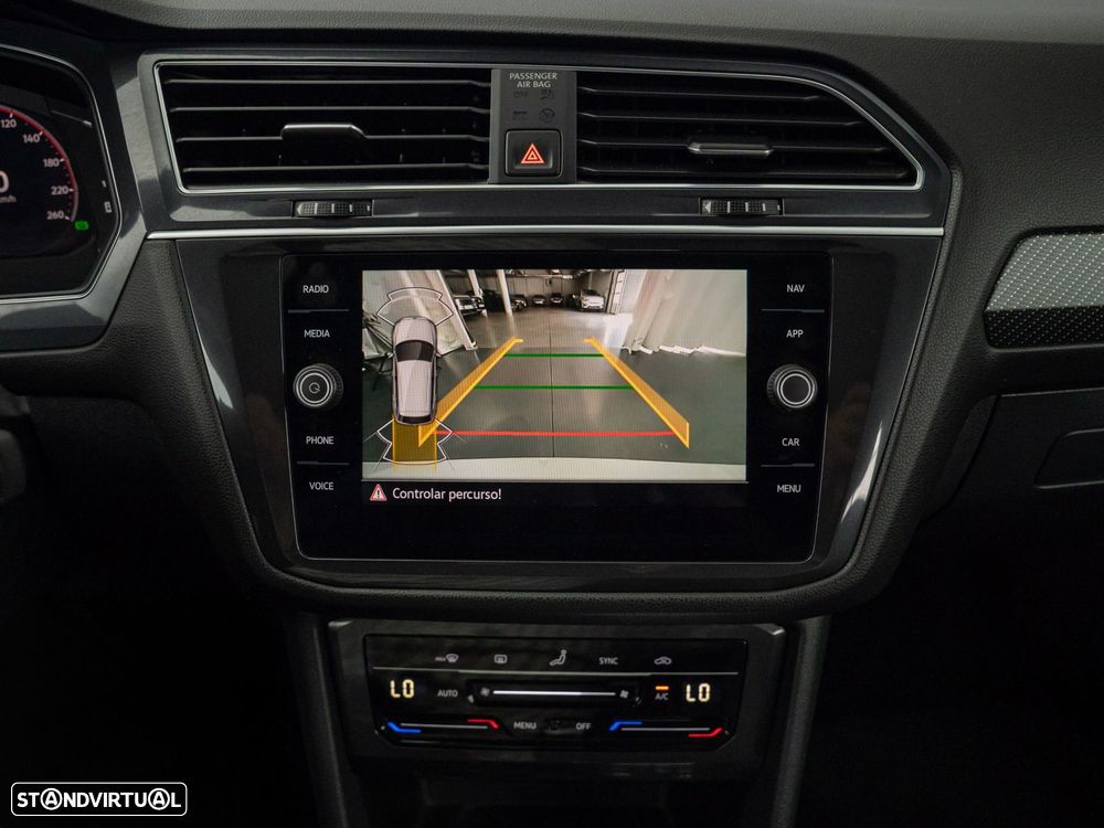 VW Tiguan Allspace 2.0 TDI R-Line DSG - 31