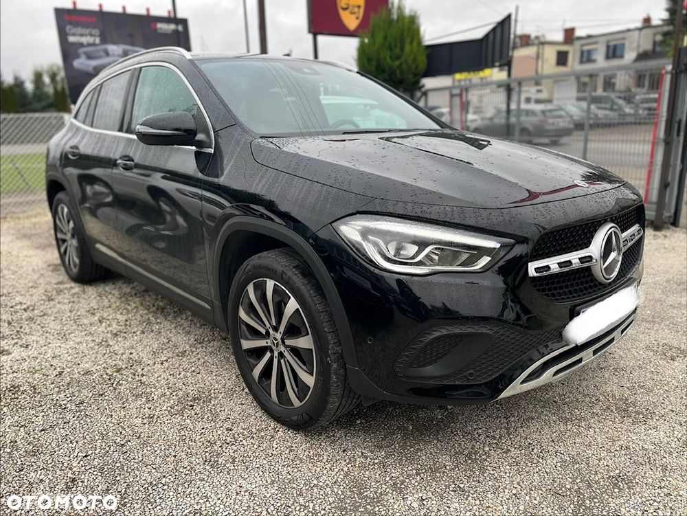 Mercedes-Benz GLA 180 d 8G-DCT Special Edition - 2