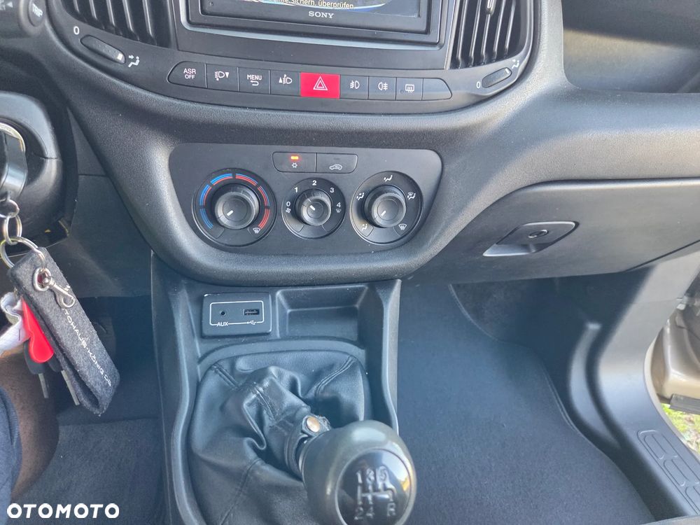 Fiat Doblo 1.4 16V Active - 25