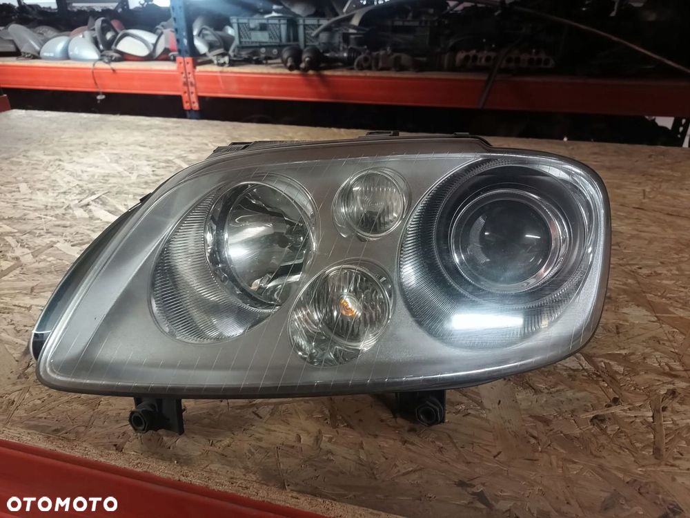VW TOURAN I LAMPA PRZEDNIA LEWA PRZÓD XENON EUROPA 1T0941031F - 1