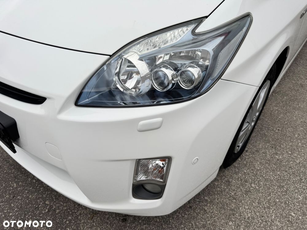 Toyota Prius - 10