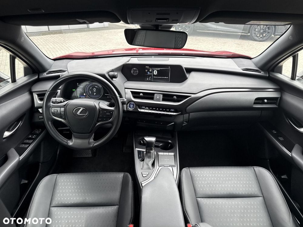 Lexus UX - 23