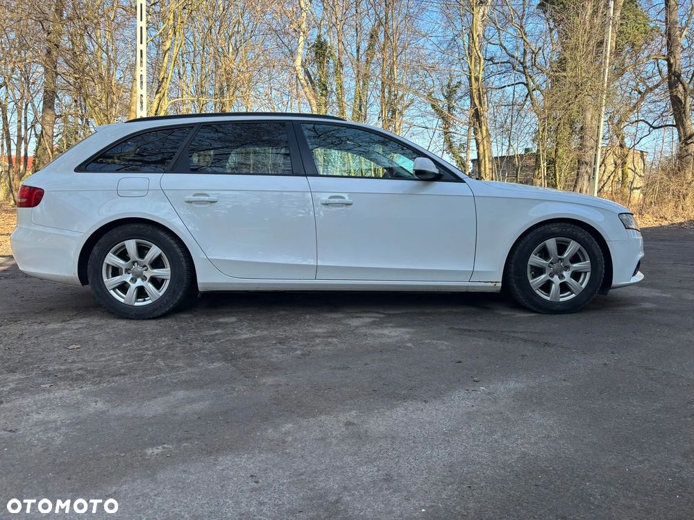 Audi A4 Avant 2.0 TDI - 9