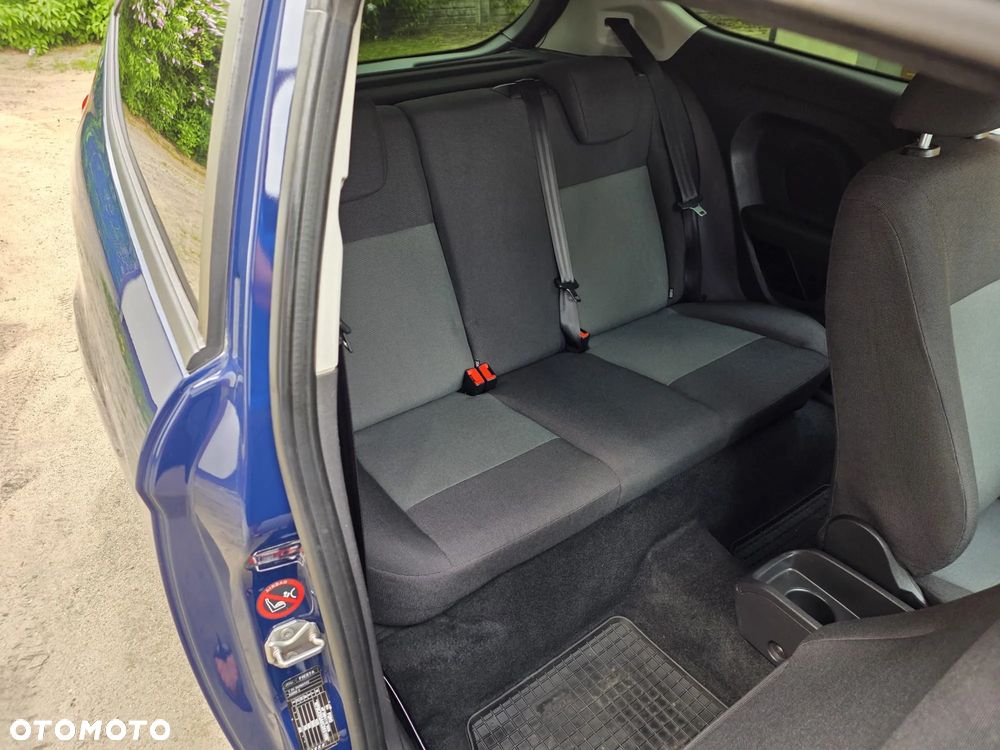 Ford Fiesta 1.25 Ambiente - 11