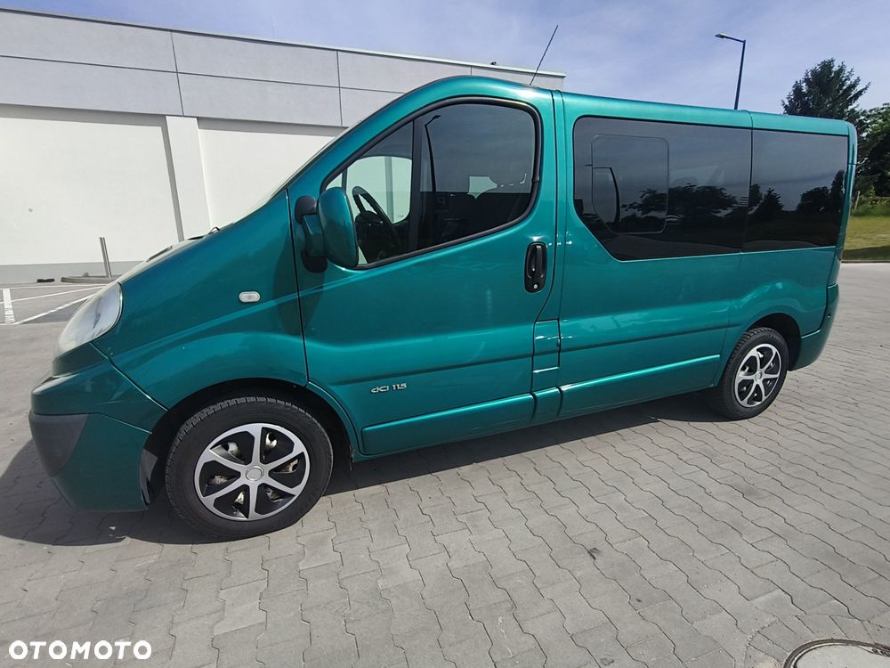 Renault Trafic L1H1 Passenger Lux - 2