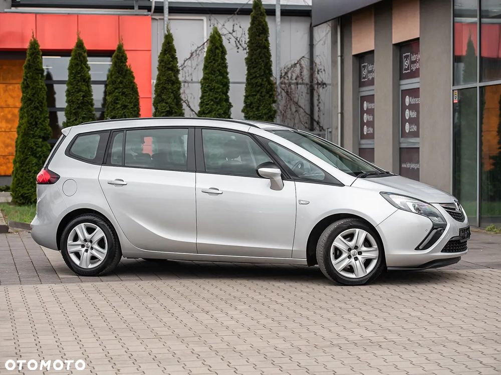Opel Zafira - 3