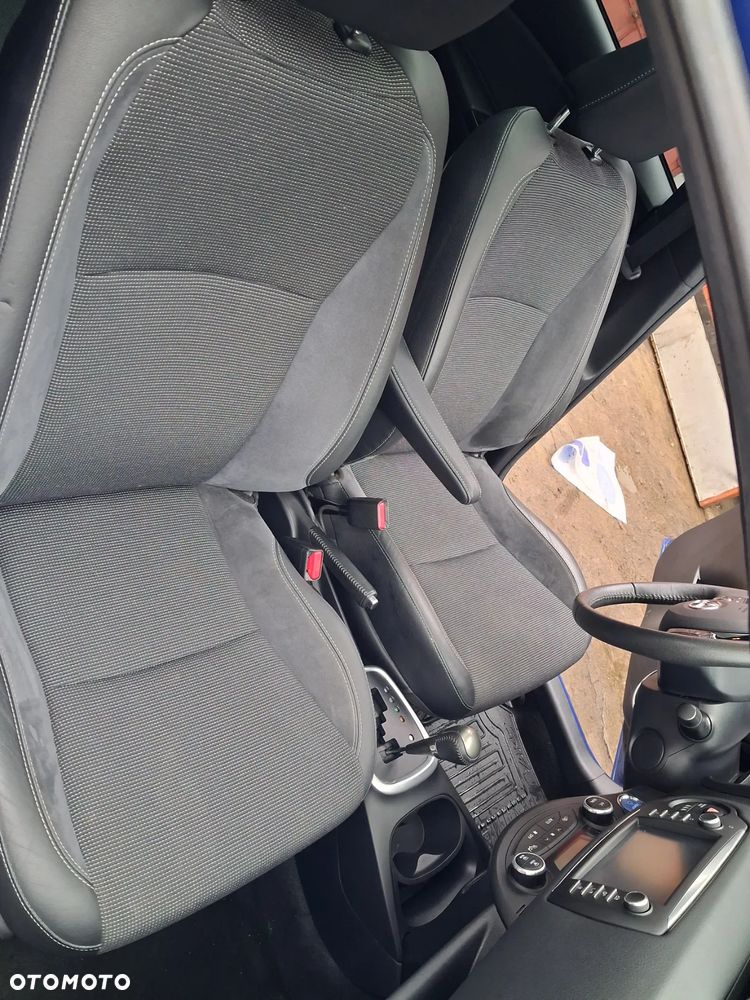 Toyota Yaris Hybrid 100 Dynamic EU6 - 29