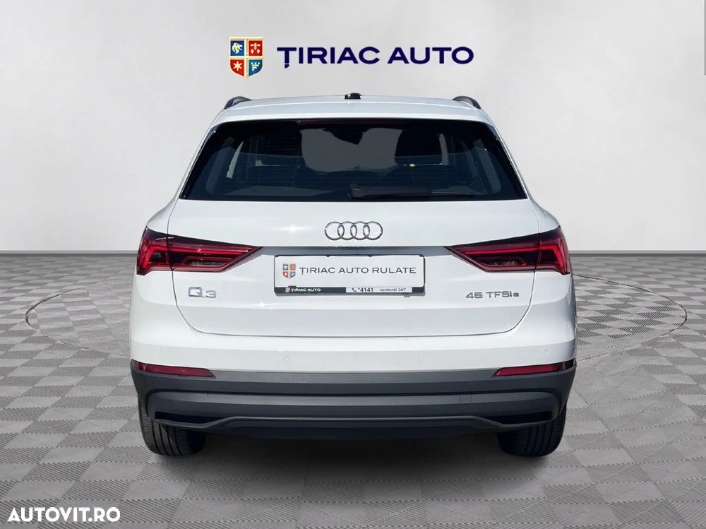 Audi Q3 - 4