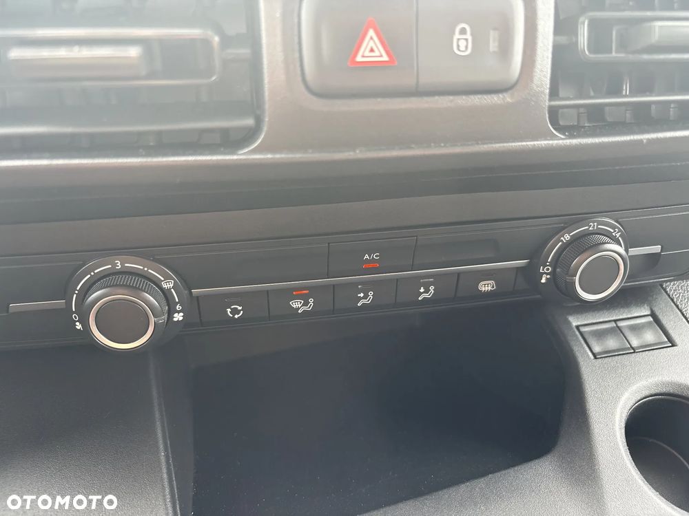 Toyota 1.5 D-4D STANDARD 2,0T ACTIVE - 21