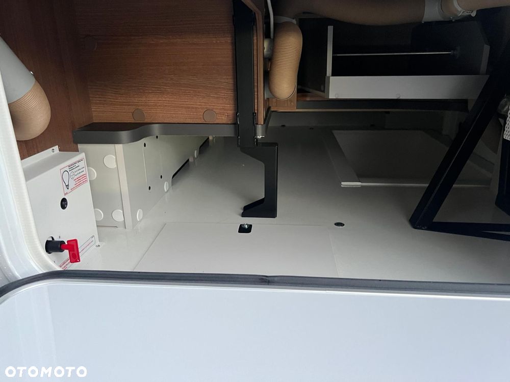 Carthago C2-Tourer I 147RB LE "K" - 3.5T. mercedes, automat, distronic - 7