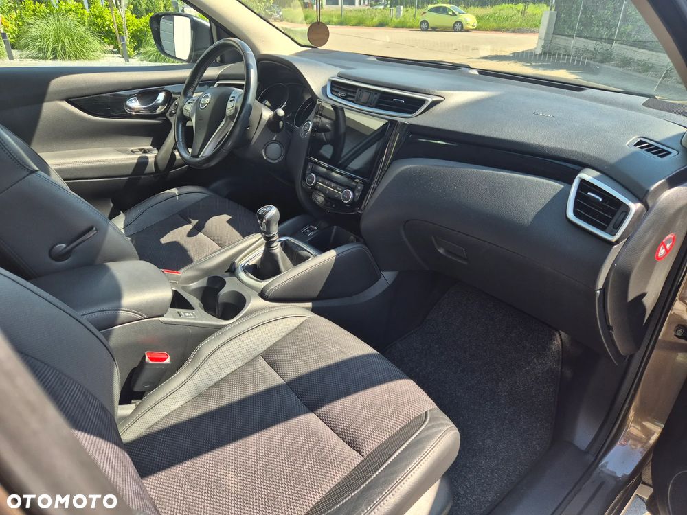 Nissan Qashqai 1.2 DIG-T N-Connecta - 6