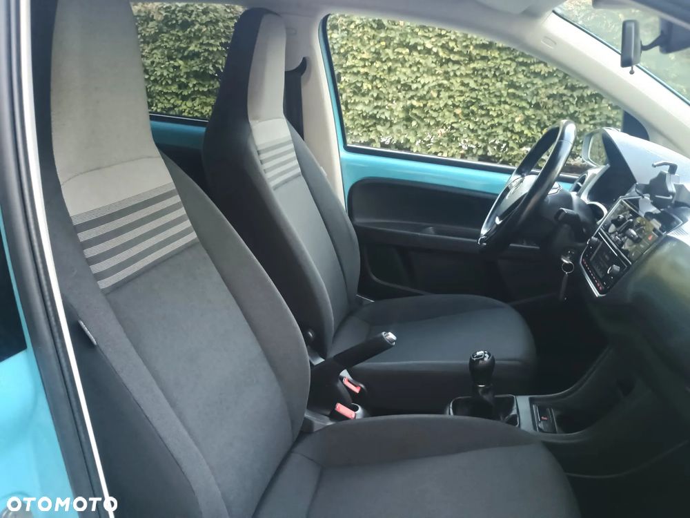 Volkswagen up! - 16