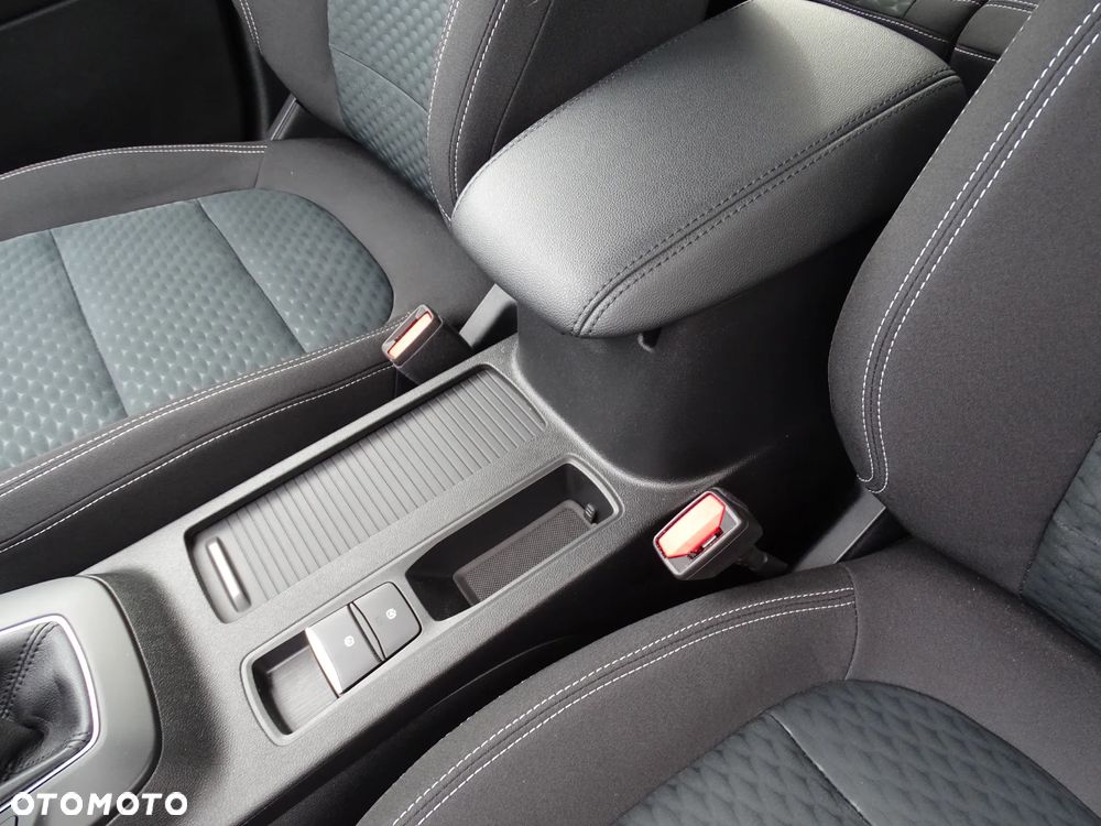 Ford Kuga - 26