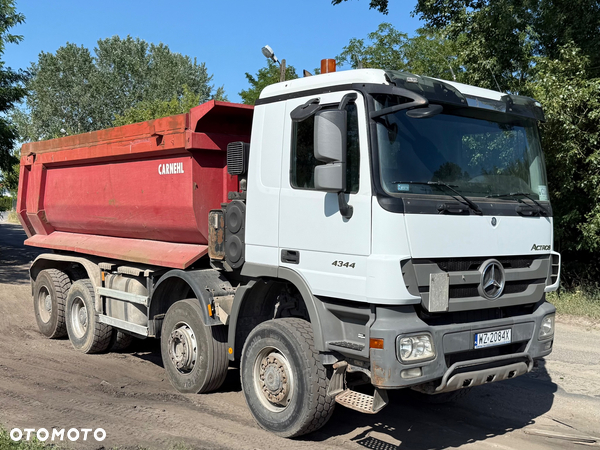 Mercedes-Benz Actros 4141