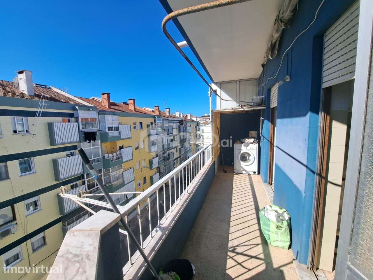Oportunidade em Linda-a-Velha: Apartamento T1 com Enorme Potencial! - Grande imagem: 5/14