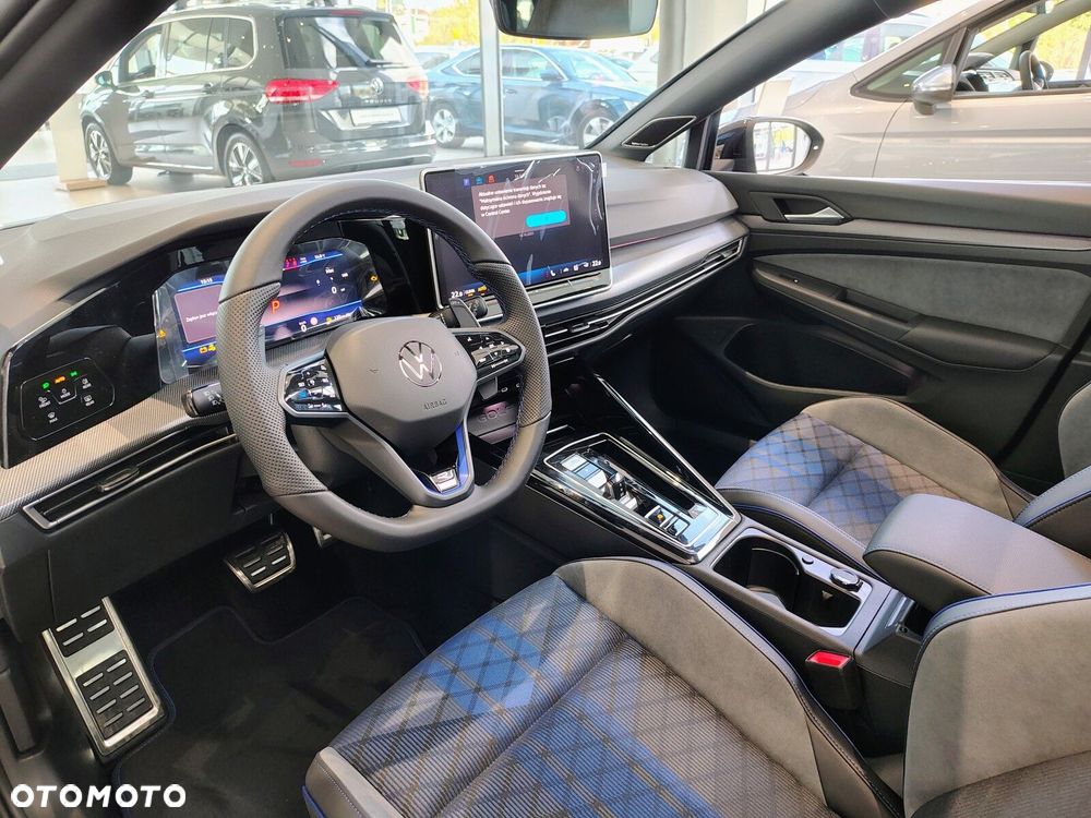 Volkswagen Golf - 20