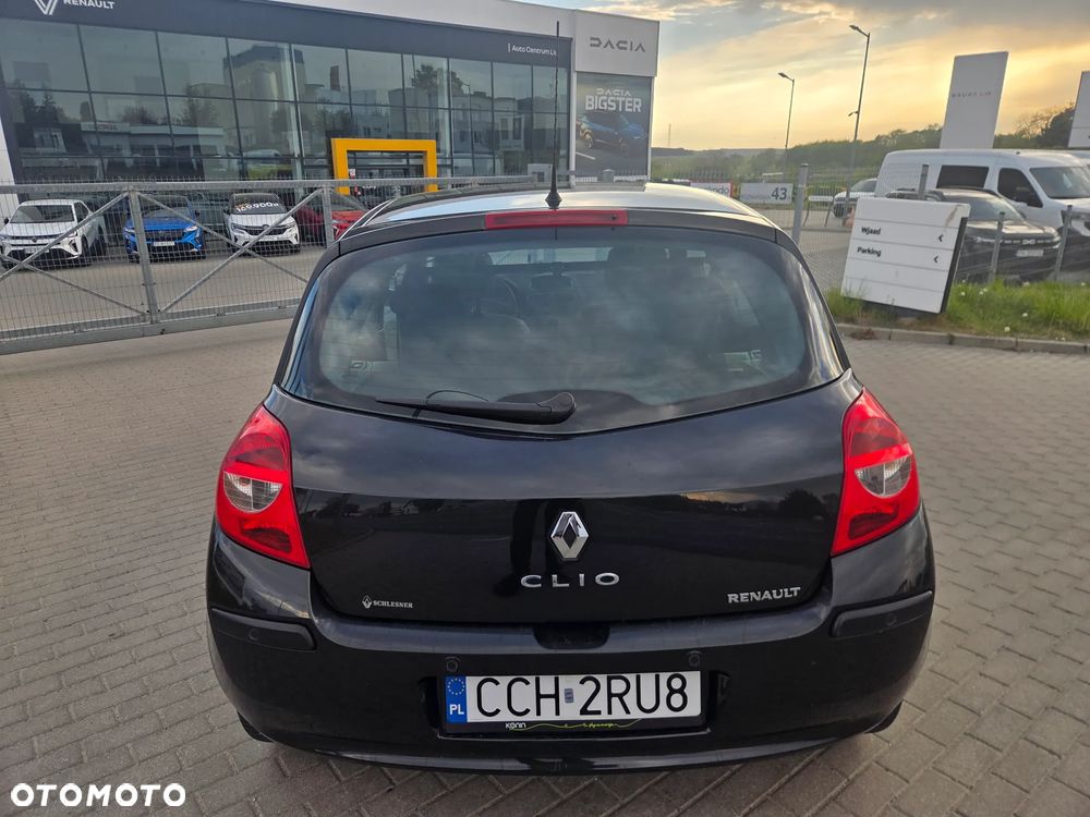 Renault Clio - 5