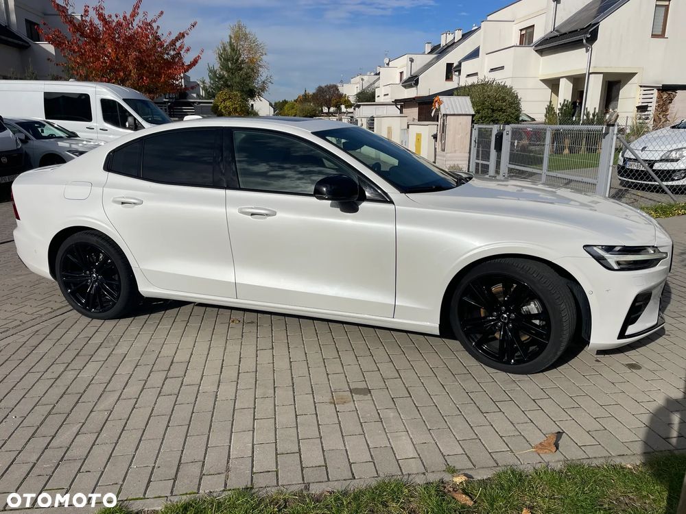 Volvo S60 B5 B R-Design - 10