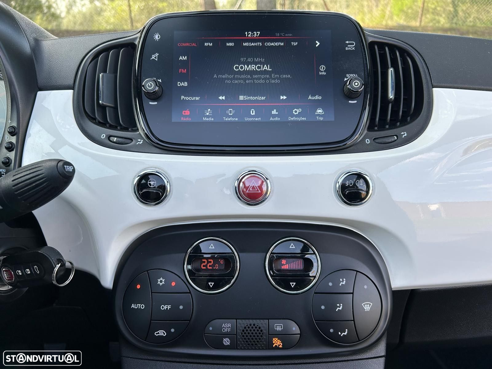 Fiat 500C 1.0 Hybrid Dolcevita - 39