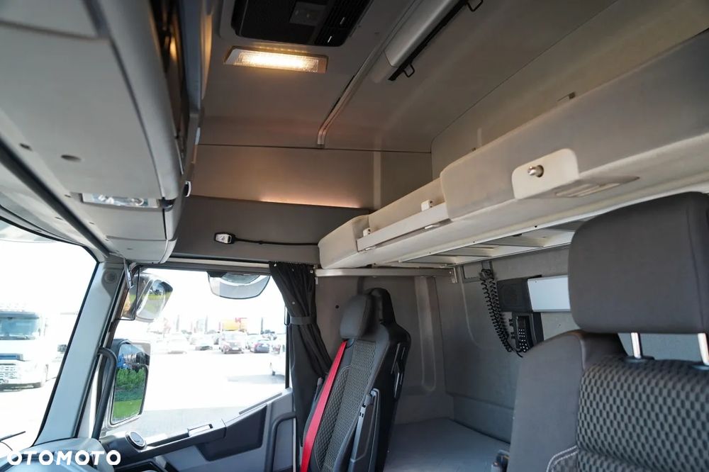 Renault T 520 / RETARDER / KLIMA POSTOJOWA /  EURO 6 - 25