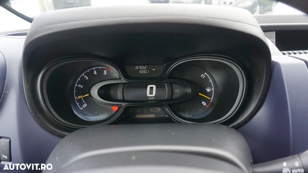 Opel Vivaro-B - 17
