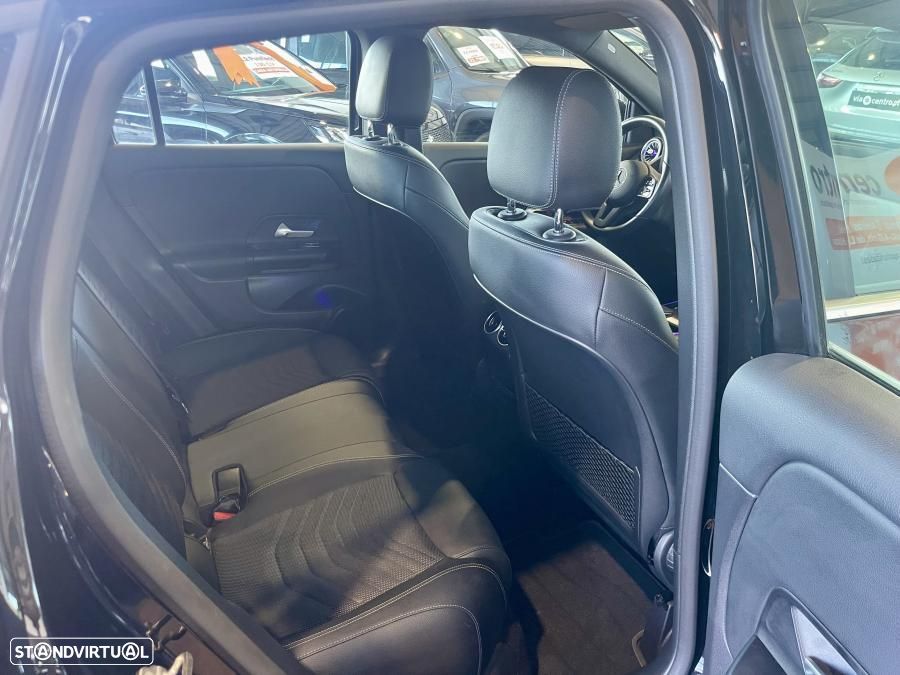 Mercedes-Benz GLA 250 e 8G-DCT Style - 32