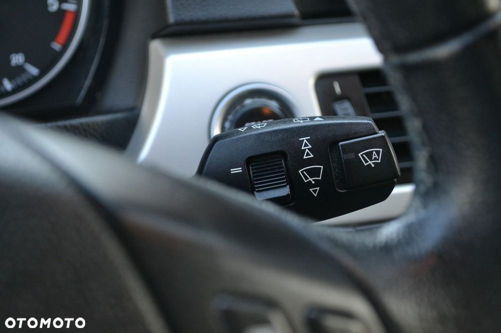 BMW Seria 3 318d Luxury Line - 19