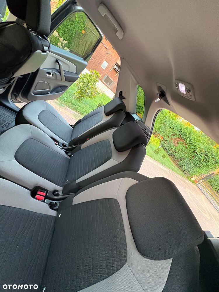 Citroën C4 Picasso - 14