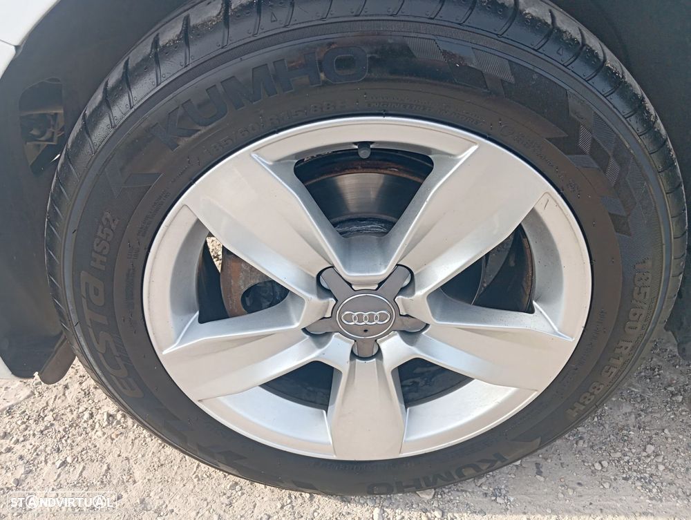 Audi A1 1.0 TFSI ultra - 5