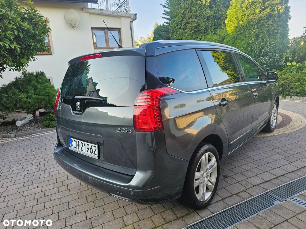 Peugeot 5008 - 6