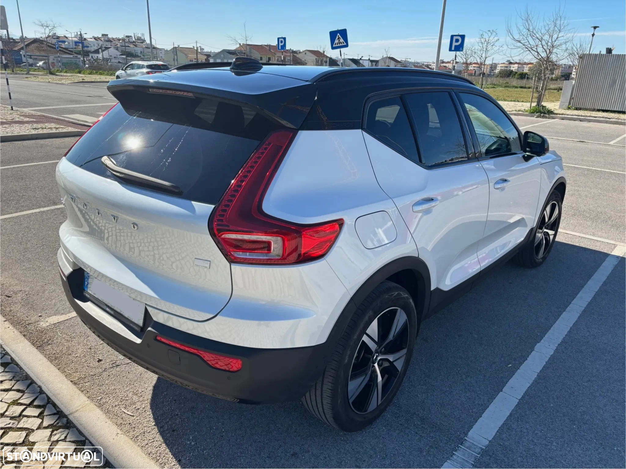 Volvo XC 40 1.5 T4 PHEV R-Design - 3