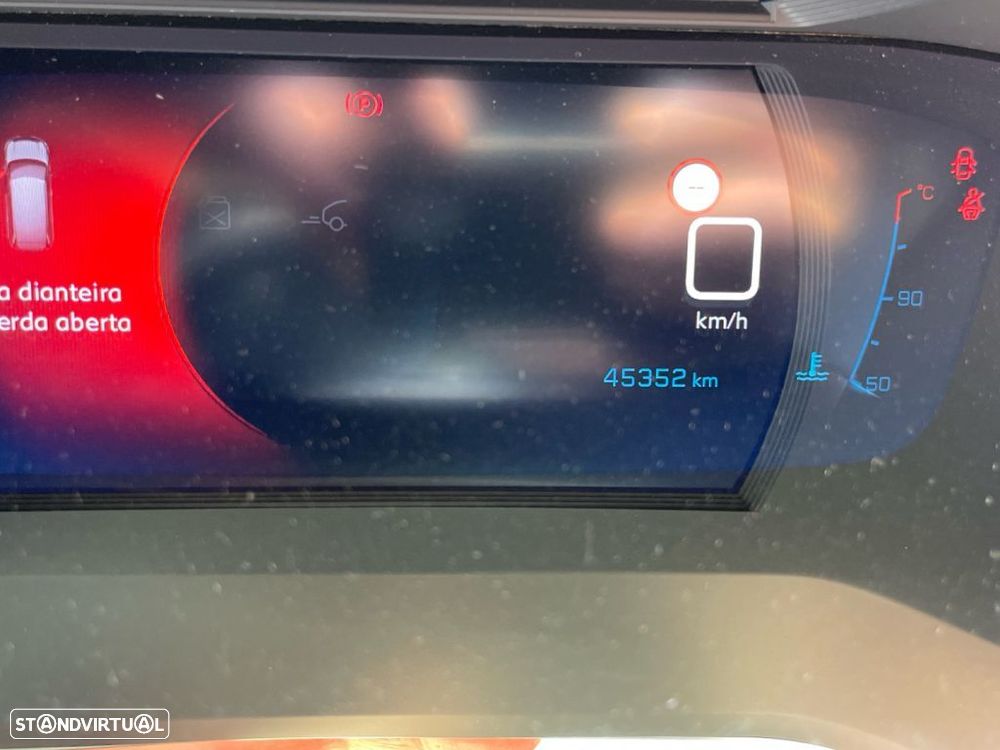 Peugeot 2008 1.2 PureTech Allure - 3