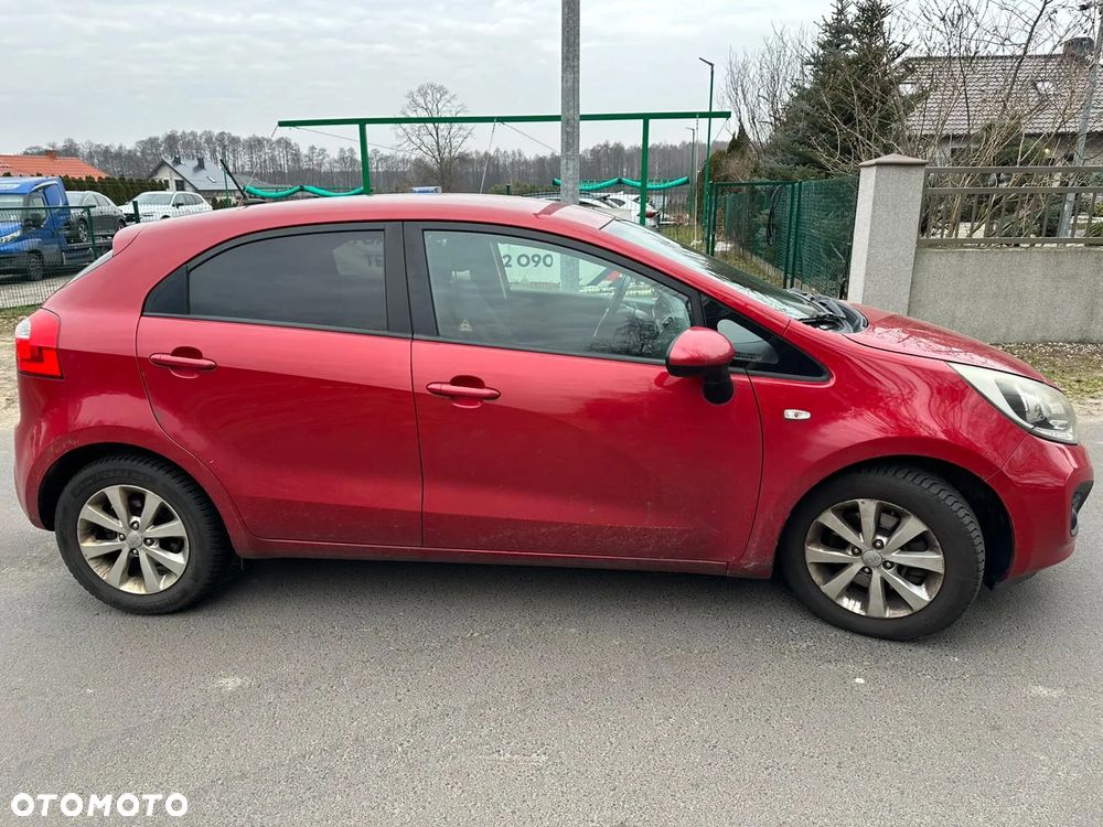 Kia Rio 1.4 crdi Business Line - 3