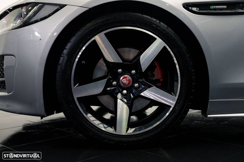 Jaguar XE 2.0 D R-Sport Aut. - 13