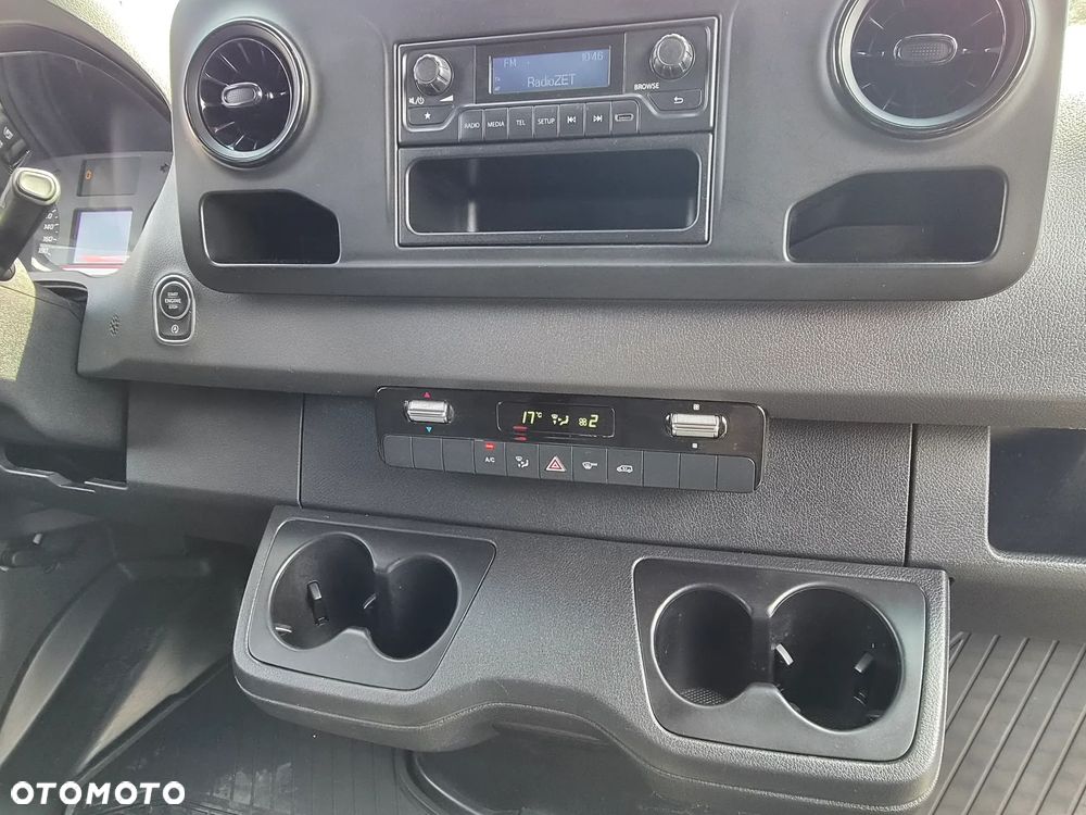Mercedes-Benz Sprinter 317 CDI - 11