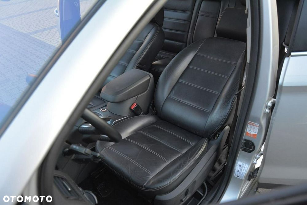Ford Kuga 2.0 TDCi 4x4 Titanium - 18